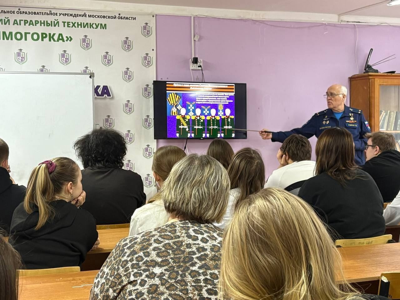 20251212-141908yQAdiDrNt7xeZ-guHVnKrWK4XgyxHVEJOEuEzqWTP4g2k0A1Ny-9cH6dYx2NxmJQKRmvjgUQxRM6MQgH-1evFltQ