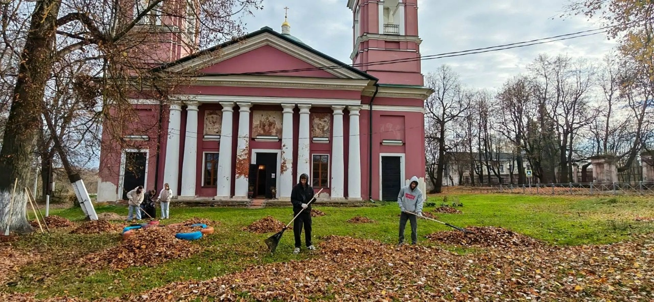 Благоустройство территории Знаменского храма